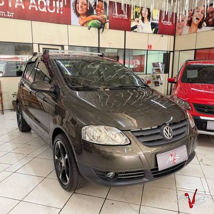 VOLKSWAGEN FOX 1.6 MI PLUS 8V FLEX 4P MANUAL VOLKSWAGEN FOX 1.6 MI PLUS 8V FLEX 4P MANUAL